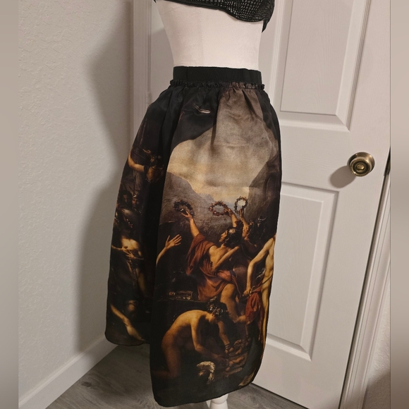 D&G skirt with epic print. Size 44 European - Picture 4 of 16